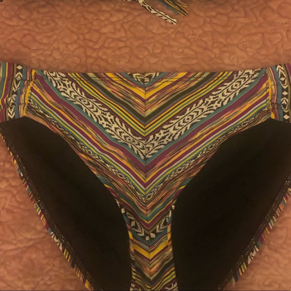 Lucky Brand Tribal Bikini bottom in size Large